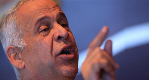 رئيس نادي سموحة: محمد فاروق تعود على ظلمنا .. والأهلى كان سيهزمنا بدون مساعدته